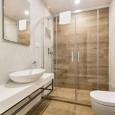 B-stay Via Milano 52 Pensión Roma