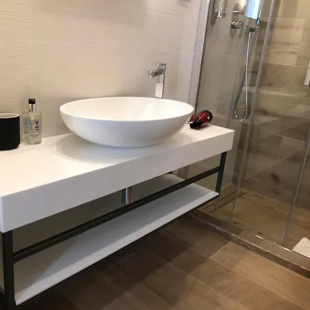 B-stay Via Milano 52 Rome