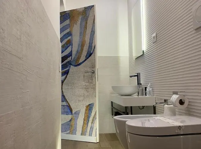 Πανσιόν B-stay Via Milano 52 4*